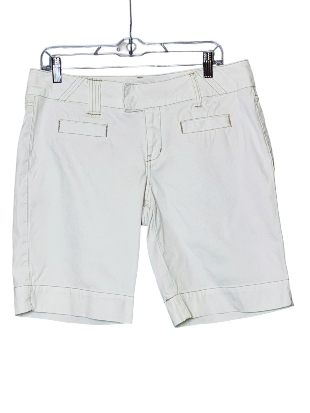 NA XXXX ???? 
Cotton Stretch Long Shor.9.5” Inseam Cream Off-white